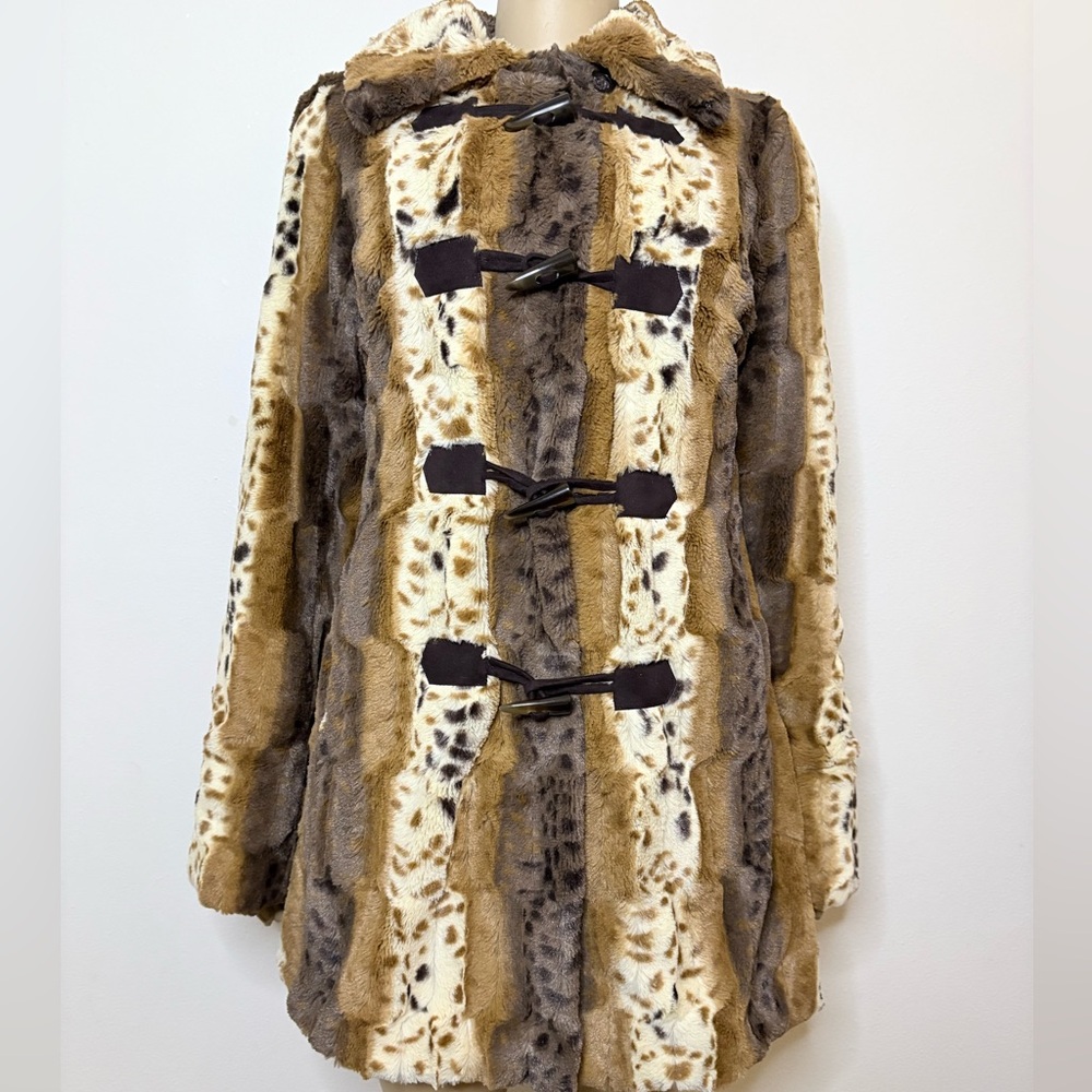 SOLD Vintage Dennis Basso Leopard Faux Fur Reversible Hooded Toggle Coat